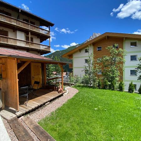 Ciasa Sas Da Le Doudesc Apartment Vigo di Fassa Luaran gambar
